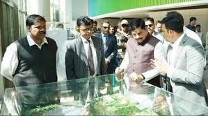 MP News: ग्रीनको कंपनी मुख्यालय का भ्रमण कर सीएम बोले-ग्रीन एनर्जी है राष्ट्र के विकास का सबसे मजबूत स्तंभ