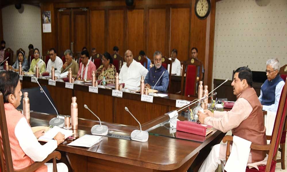 सरदार सरोवर विस्थापितों के परिवारों को मुफ्त रजिस्ट्री की सौगात