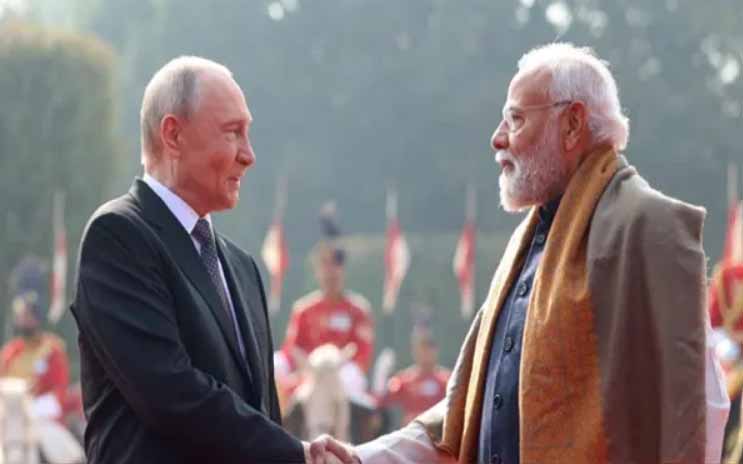 रूस को पीएम मोदी ने दिया खास तोहफा, 30 दिनों के लिए मिलेगा भारत का फ्री ई-टूरिस्ट वीजा