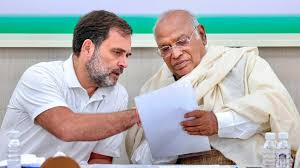 Congress Candidate List: कांग्रेस ने दूसरी सूची में पांच उम्मीदवारों के नाम किए जारी, इन्हें यहां से मिला टिकट
