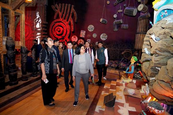  आसियान (ASEAN) देशों के उच्च स्तरीय प्रतिनिधिमंडल ने किया मध्यप्रदेश जनजातीय संग्रहालय का भ्रमण